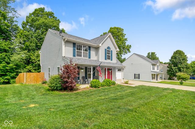 834 S Deer Run, Ellettsville, IN 47429
