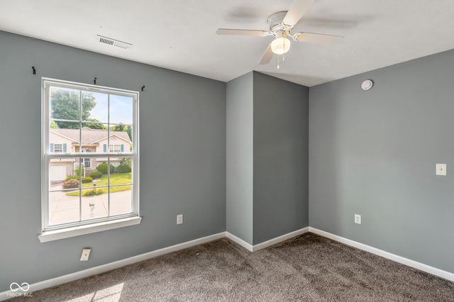 834 S Deer Run, Ellettsville, IN 47429