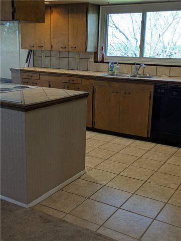155 Buffalo Road, George West, TX 78022