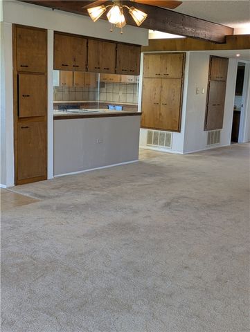 155 Buffalo Road, George West, TX 78022