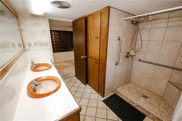 155 Buffalo Road, George West, TX 78022