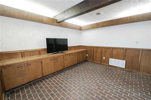 155 Buffalo Road, George West, TX 78022