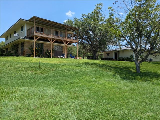 155 Buffalo Road, George West, TX 78022