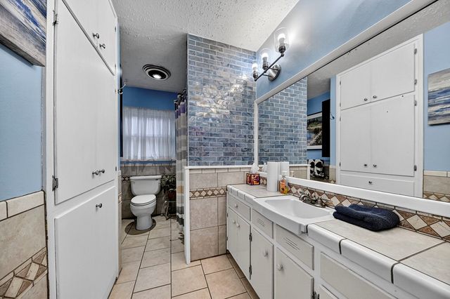 2927 Chisum Ave, Odessa, TX 79762