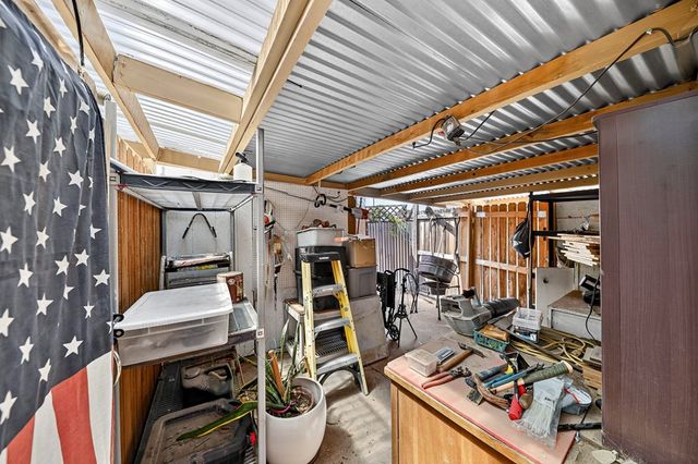 2927 Chisum Ave, Odessa, TX 79762