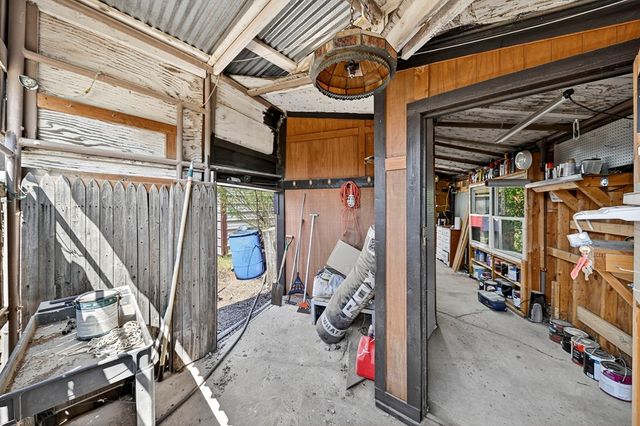 2927 Chisum Ave, Odessa, TX 79762