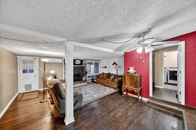 2927 Chisum Ave, Odessa, TX 79762