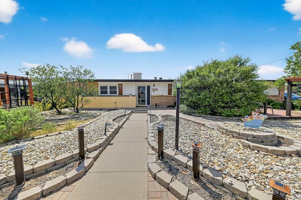 2927 Chisum Ave, Odessa, TX 79762