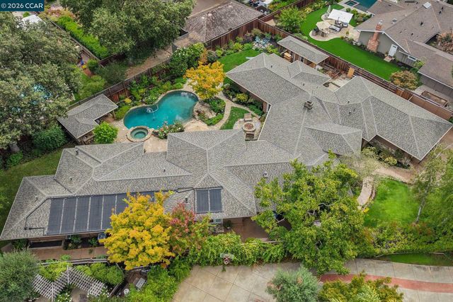 144 Irongate Ct, Alamo, CA 94507