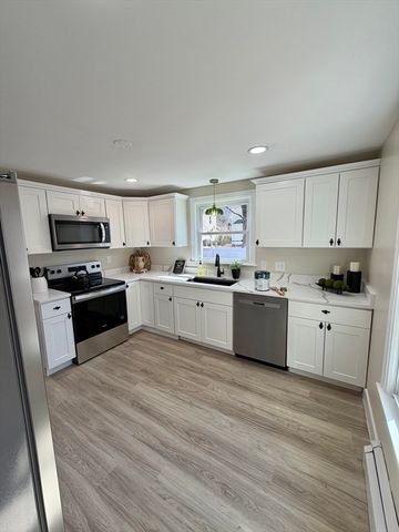26 Mt. Tom Ave, Easthampton, MA 01027