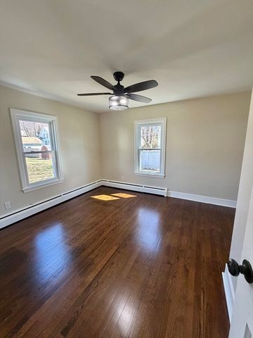 26 Mt. Tom Ave, Easthampton, MA 01027