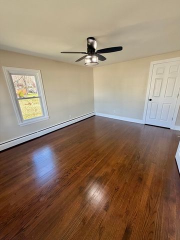 26 Mt. Tom Ave, Easthampton, MA 01027