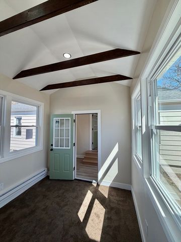 26 Mt. Tom Ave, Easthampton, MA 01027