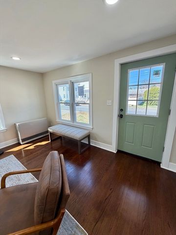 26 Mt. Tom Ave, Easthampton, MA 01027