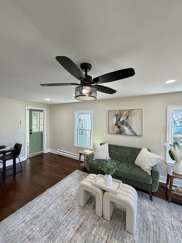 26 Mt. Tom Ave, Easthampton, MA 01027