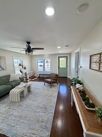 26 Mt. Tom Ave, Easthampton, MA 01027