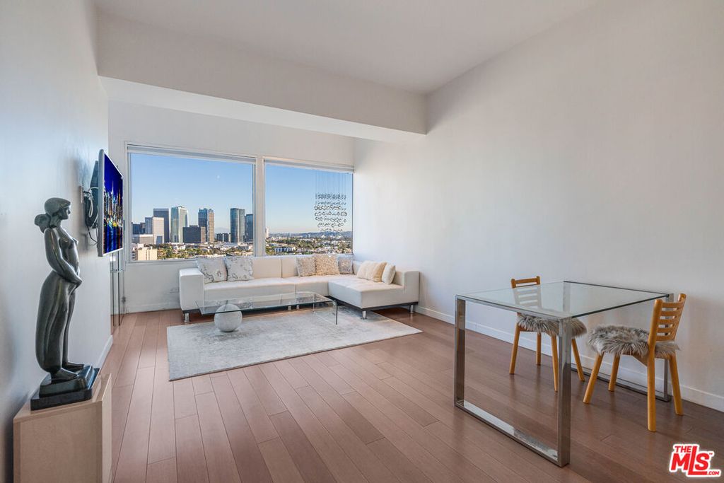 Image 1 of property listing at 10501 Wilshire Blvd, Los Angeles, CA 90024