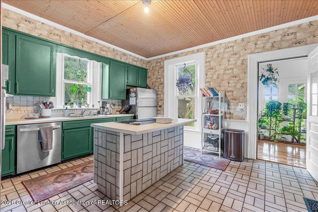 6340 N Hartel Road, Potterville, MI 48876
