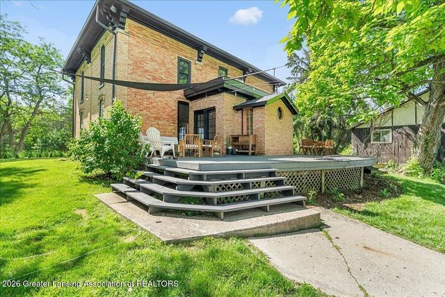 6340 N Hartel Road, Potterville, MI 48876
