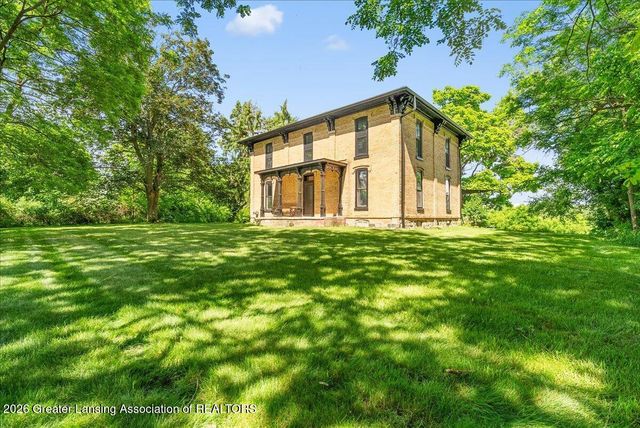 6340 N Hartel Road, Potterville, MI 48876