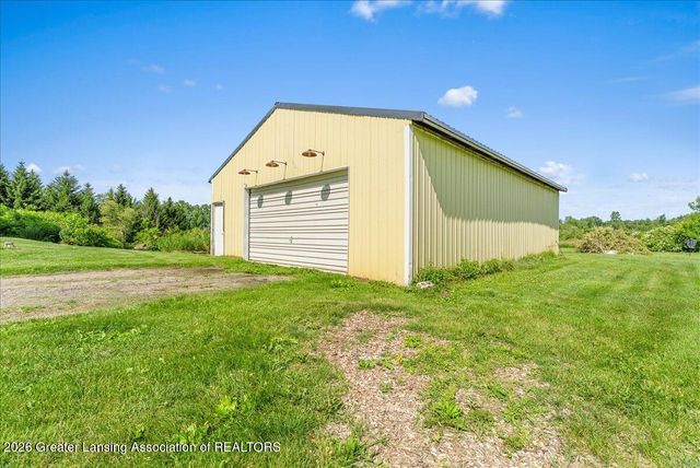 6340 N Hartel Road, Potterville, MI 48876