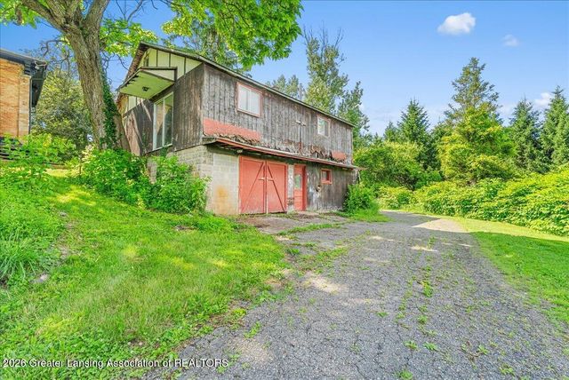 6340 N Hartel Road, Potterville, MI 48876