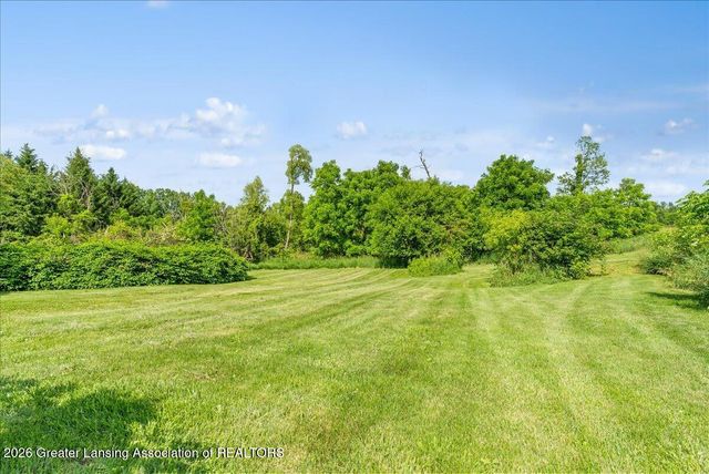 6340 N Hartel Road, Potterville, MI 48876