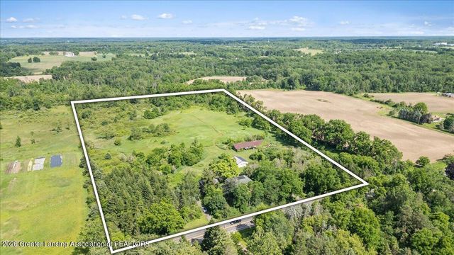 6340 N Hartel Road, Potterville, MI 48876