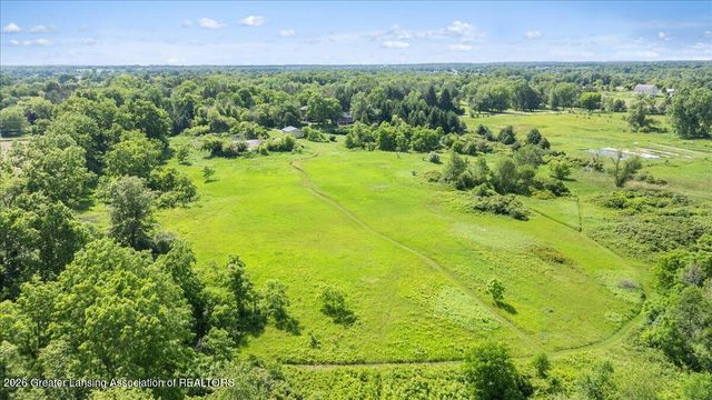 6340 N Hartel Road, Potterville, MI 48876