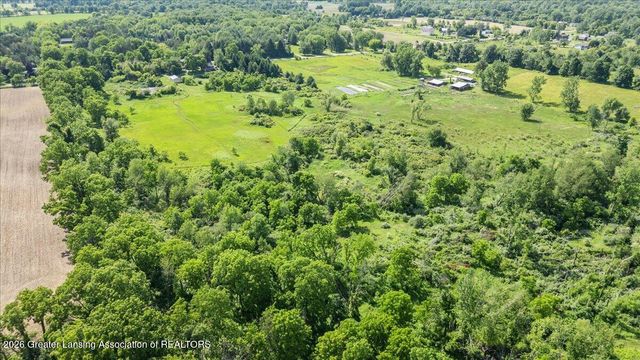 6340 N Hartel Road, Potterville, MI 48876
