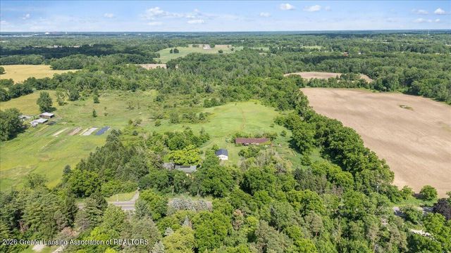 6340 N Hartel Road, Potterville, MI 48876