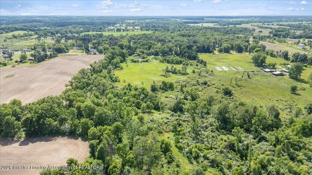 6340 N Hartel Road, Potterville, MI 48876