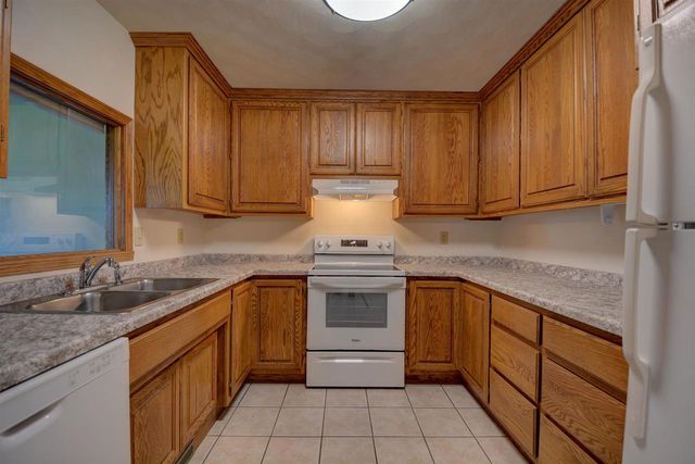 N280 EASTOWNE LANE, Appleton, WI 54915