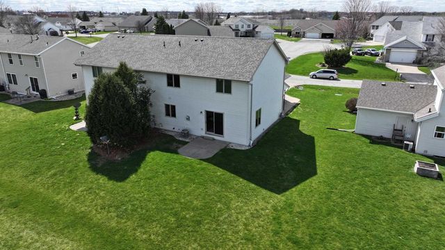 N280 EASTOWNE LANE, Appleton, WI 54915