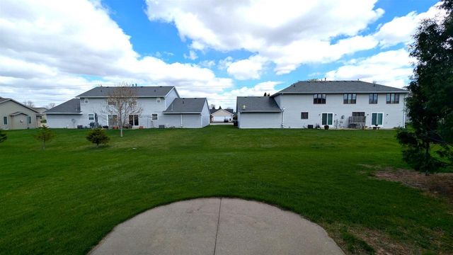 N280 EASTOWNE LANE, Appleton, WI 54915