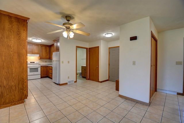 N280 EASTOWNE LANE, Appleton, WI 54915