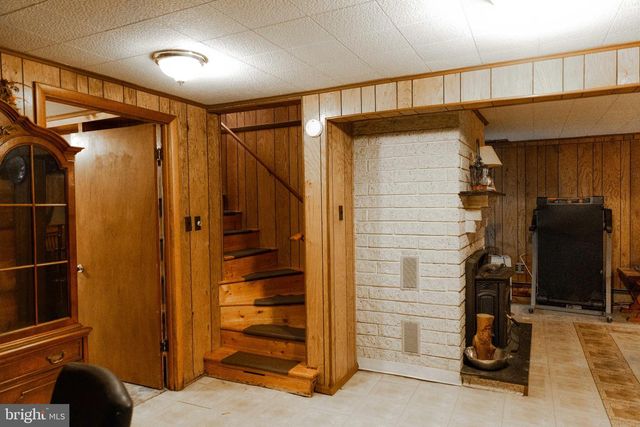 9434 DUBARRY AVE, Lanham, MD 20706