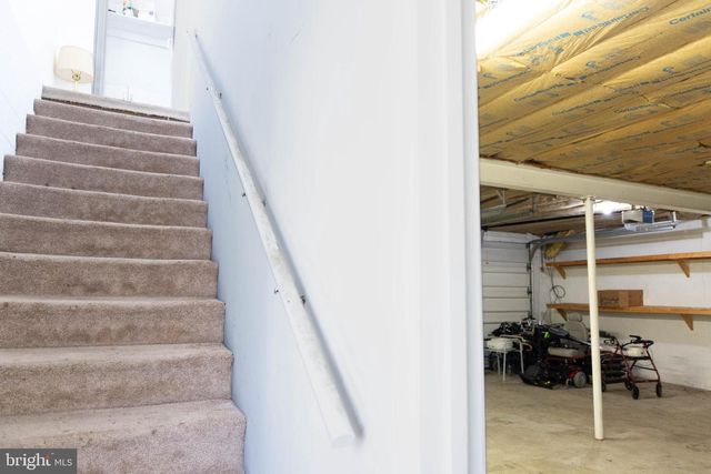 9434 DUBARRY AVE, Lanham, MD 20706