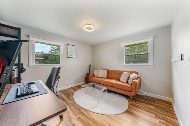 523 MARGARET STREET, Combined Locks, WI 54113