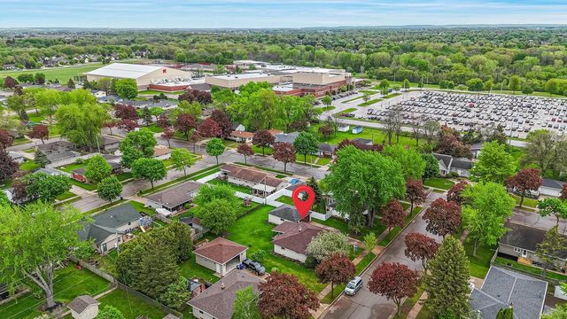 523 MARGARET STREET, Combined Locks, WI 54113