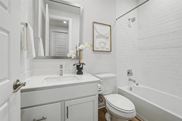 421 Abruzzi ST, Leander, TX 78641