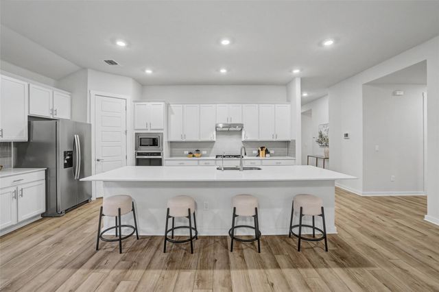 421 Abruzzi ST, Leander, TX 78641