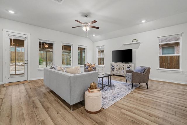 421 Abruzzi ST, Leander, TX 78641