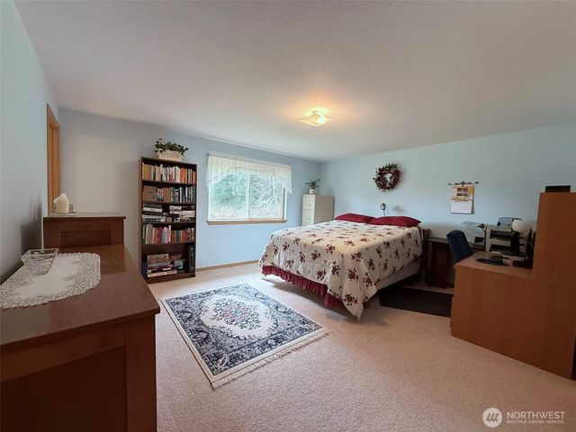 246 Calvin Road, Cinebar, WA 98533