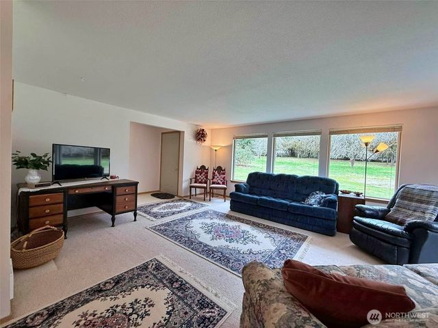 246 Calvin Road, Cinebar, WA 98533