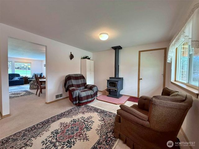 246 Calvin Road, Cinebar, WA 98533