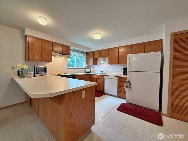 246 Calvin Road, Cinebar, WA 98533