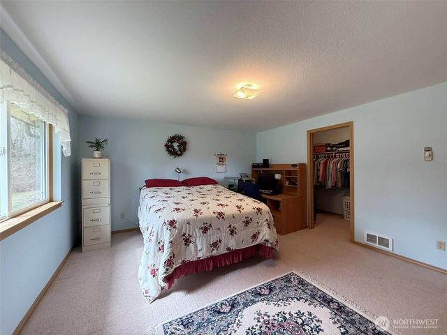 246 Calvin Road, Cinebar, WA 98533