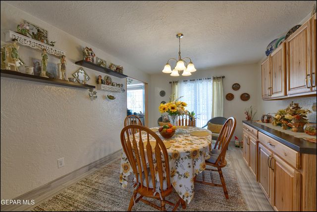9865 Minuteman Way, El Paso, TX 79924