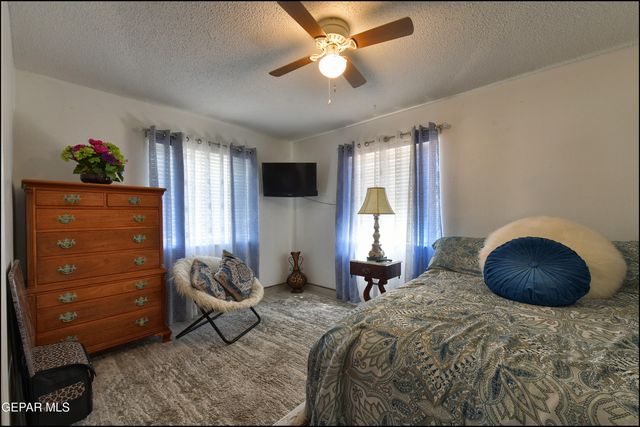 9865 Minuteman Way, El Paso, TX 79924